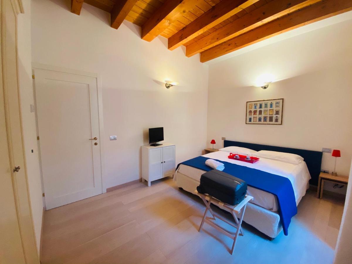 Ng Guest House Il Ris Sassari Buitenkant foto
